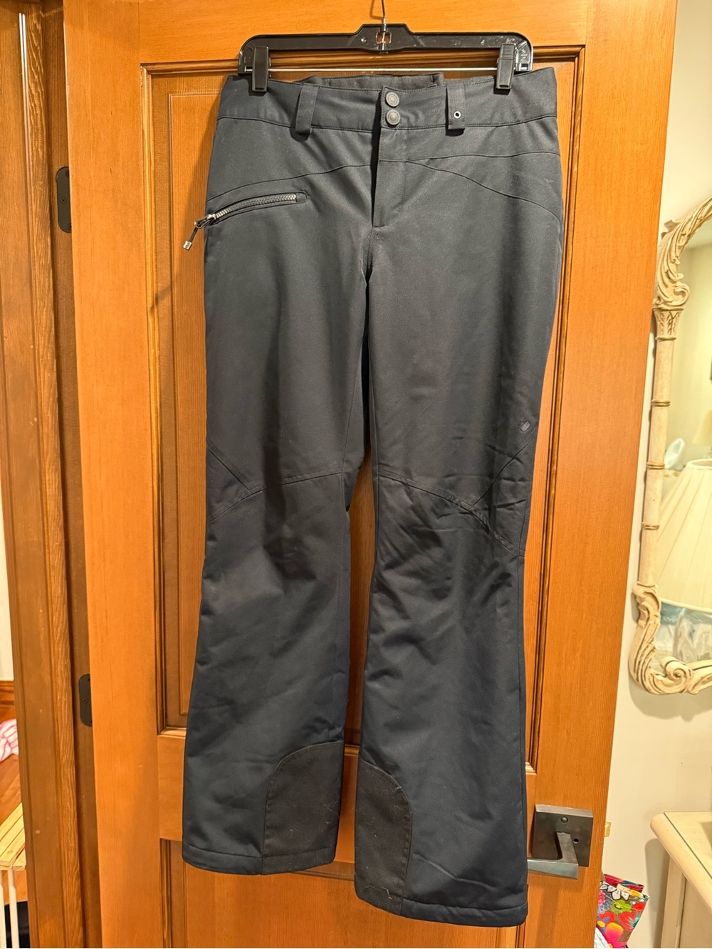 Obermeyer Black Women's Ski Pants with Snap and Zip Closure